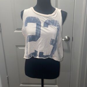 Muscle screen print tee.
